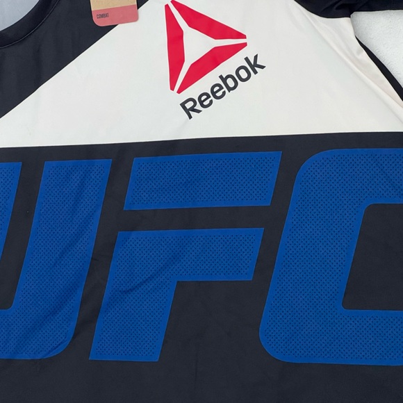 Reebok UFC Jon Jones Jersey - Picture 4 of 7